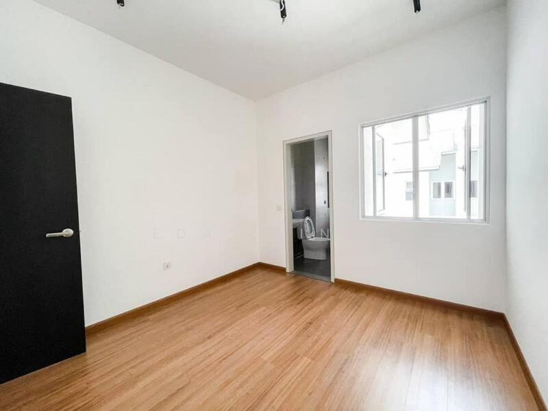 Bandar Serenia Serina Arina - 3