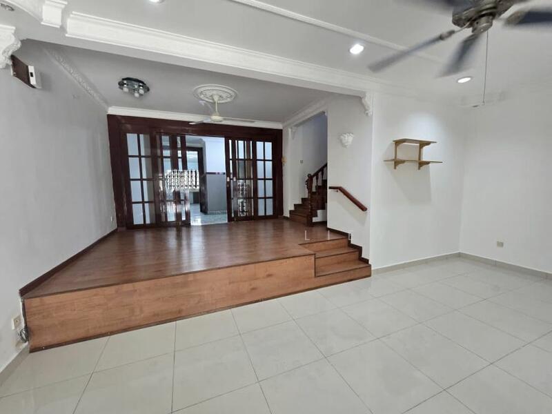 Bandar Menjalara - 1