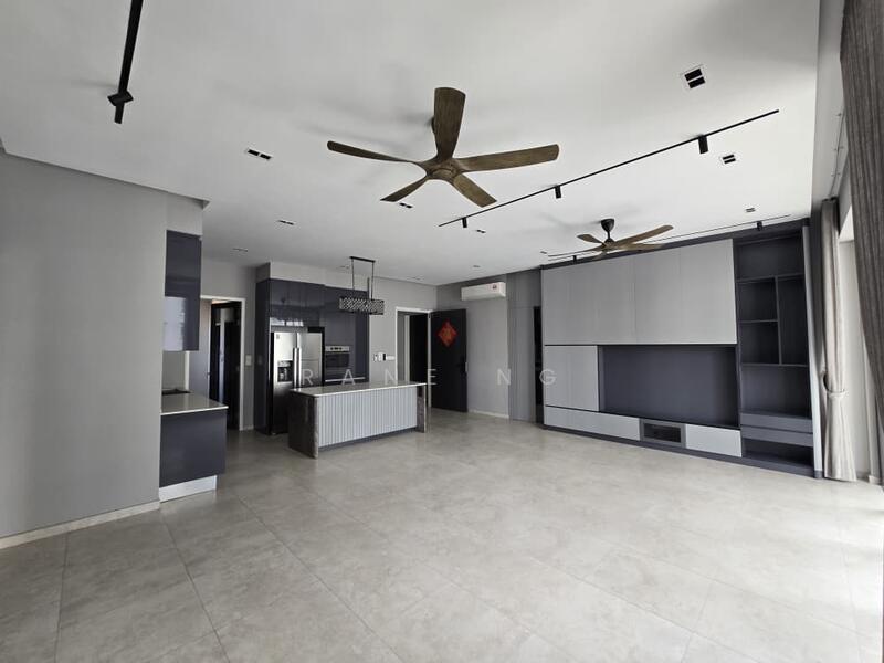 Trinity Pentamont - 1