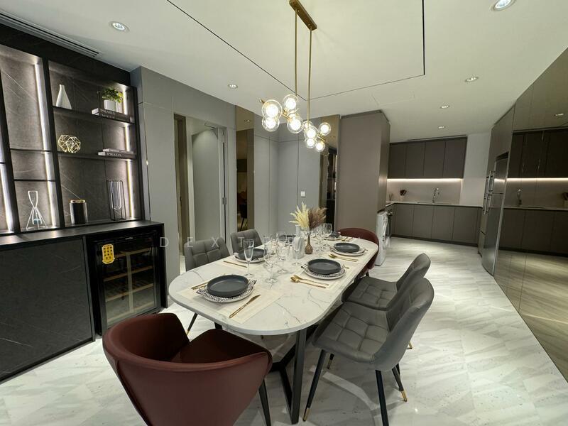 Eaton Residence - 2
