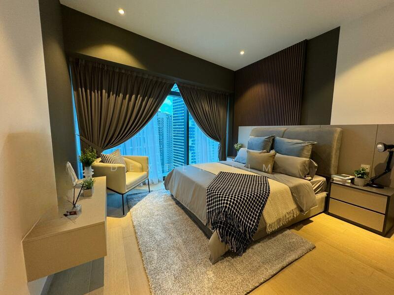Eaton Residence - 5