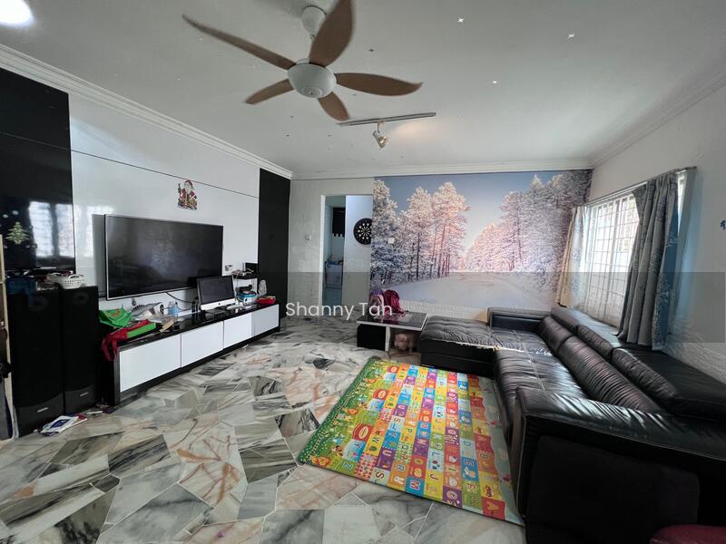 Bandar Damai Perdana - 1