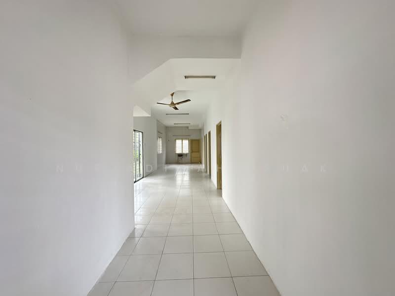 The Lake Residence - 2