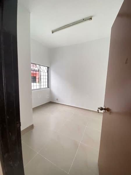 Seroja Bukit Beruntung - 5