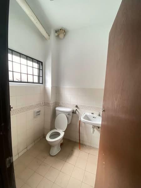 Seroja Bukit Beruntung - 4