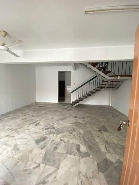 Seroja Bukit Beruntung - 2