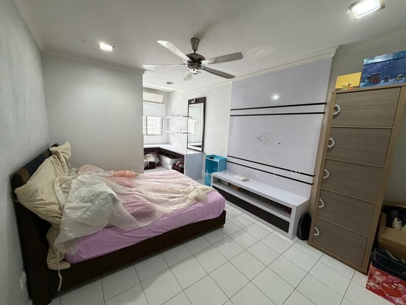 Laman Rimbunan - 4