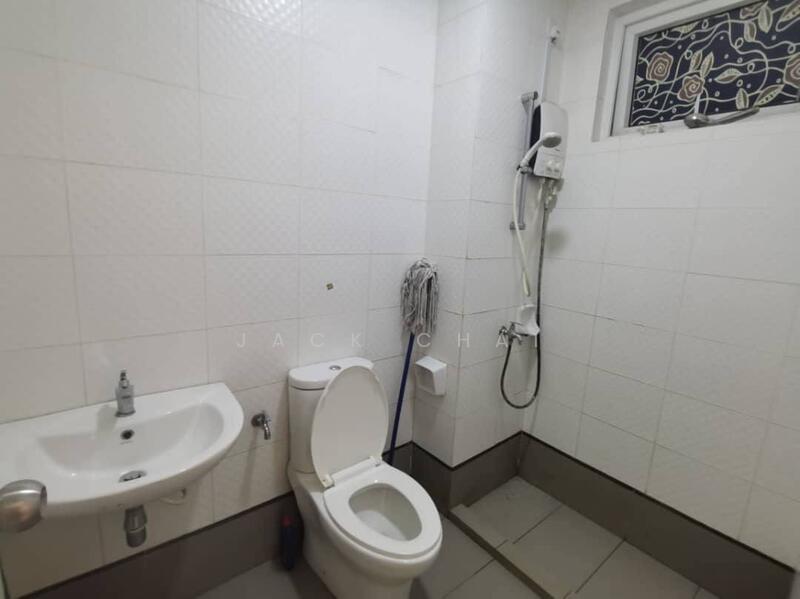 Seasons Amara Larkin - 3