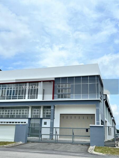 I synergy@ Semi D Factory - 2