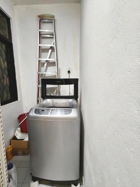 Taman Daya - Jalan Pinang 3, 4 - 2