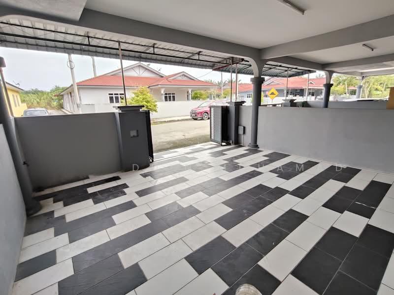 Taman Desa Bernam Indah Hutan Melintang Perak - 4