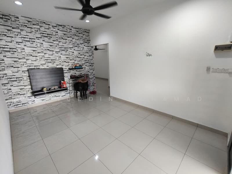 Taman Desa Bernam Indah Hutan Melintang Perak - 5