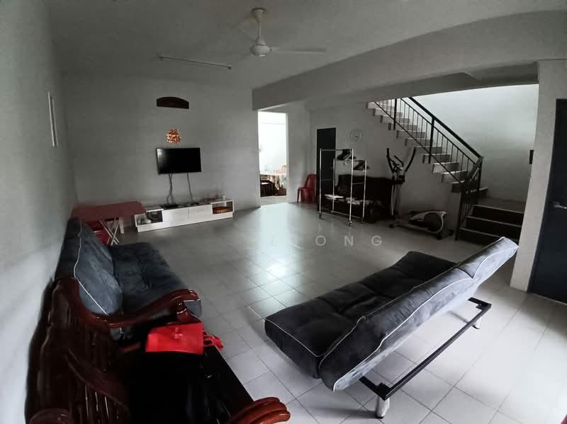 Mahagoni ,tamu hill park, batang kali - 1