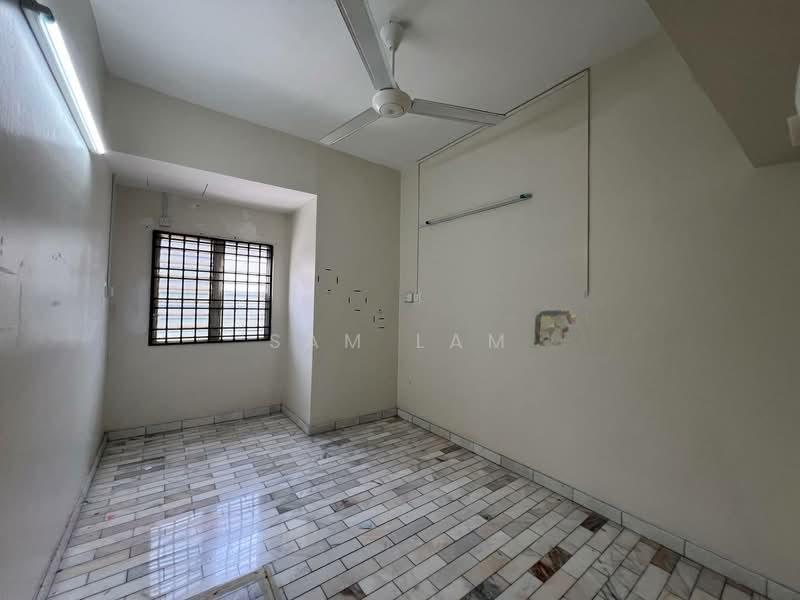 Taman Pengkalan Barat - 5