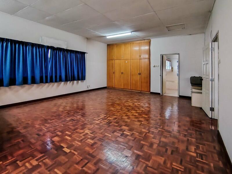 Damansara Jaya - 5