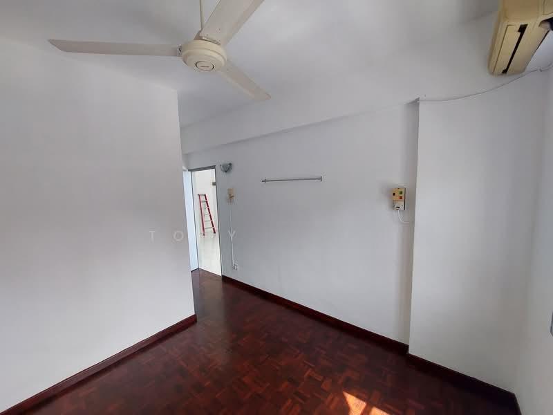 Vista Condominium - 2