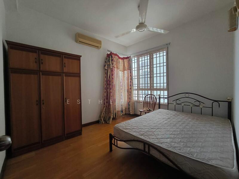 Gurney Park Condominium - 3