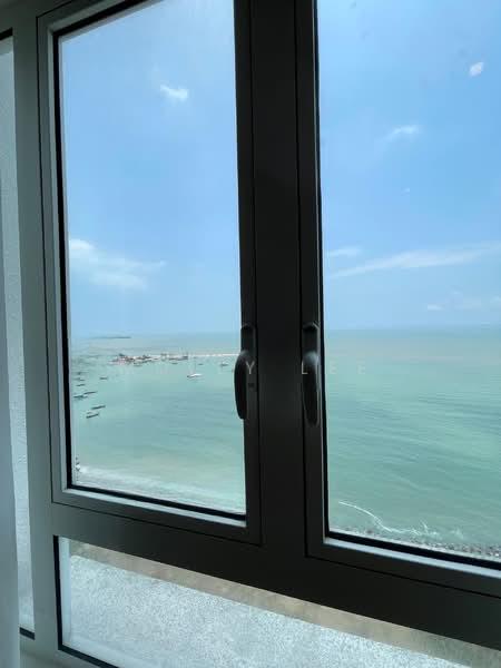 Quayside Seafront Resort Condominiums - 5