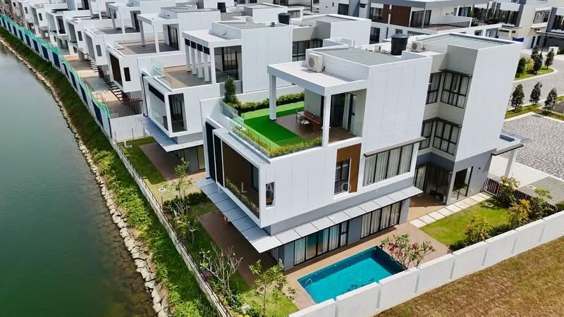 Isola Villa @ Senibong Cove - 2