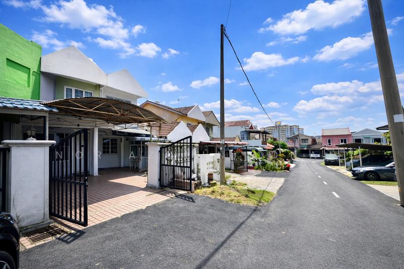 Renovated 1.5 Storey Terrace Taman Cheras Utama - 2