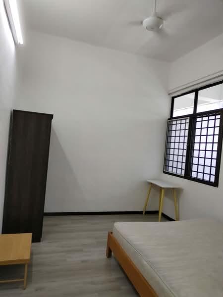 Taman Sri Setia - 4