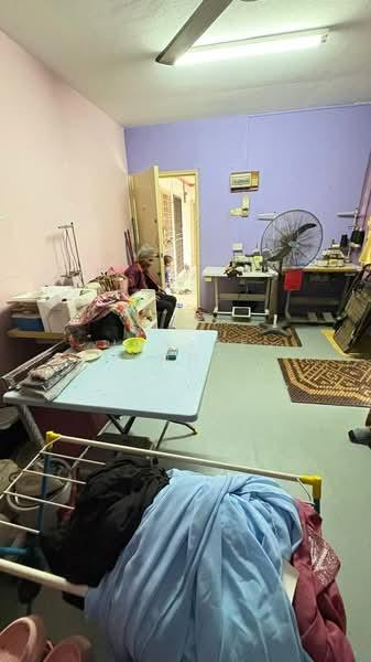 Taman Daya - Jalan Pinang 3, 4 - 4