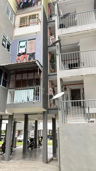 Taman Daya - Jalan Pinang 3, 4 - 1