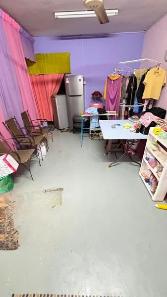 Taman Daya - Jalan Pinang 3, 4 - 5