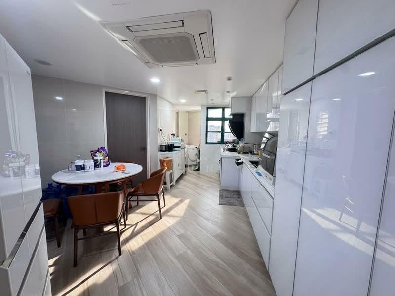 The Straits View Condominium - 3