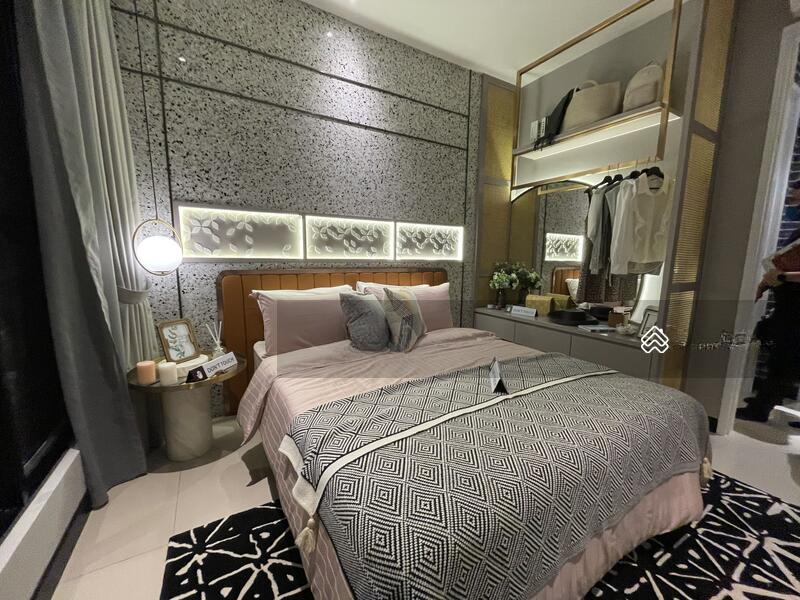 Cyberjaya Condo 【Fully Furnished】with cashback and 0 d/p - 1