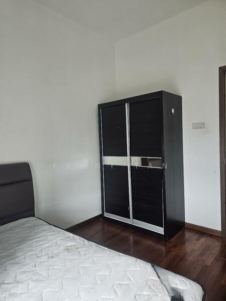 Crescent Bay Suites (Teluk Bayu) - 1