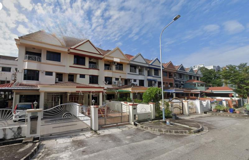 Persiaran Bukit Jambul - 1