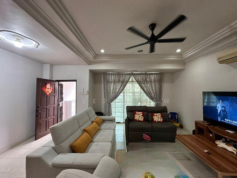 Taman Desa Cemerlang - 1