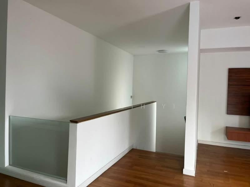Noble Park Grand Pool Villas East Ledang - 4