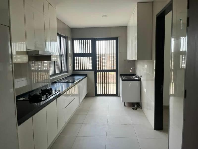 Noble Park Grand Pool Villas East Ledang - 3