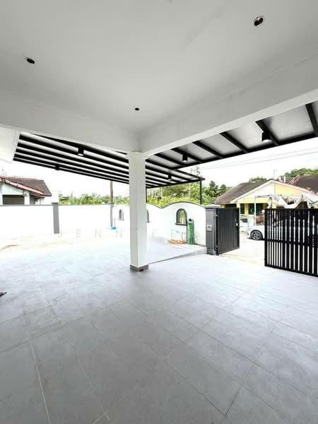 Taman Megah Ria - 3