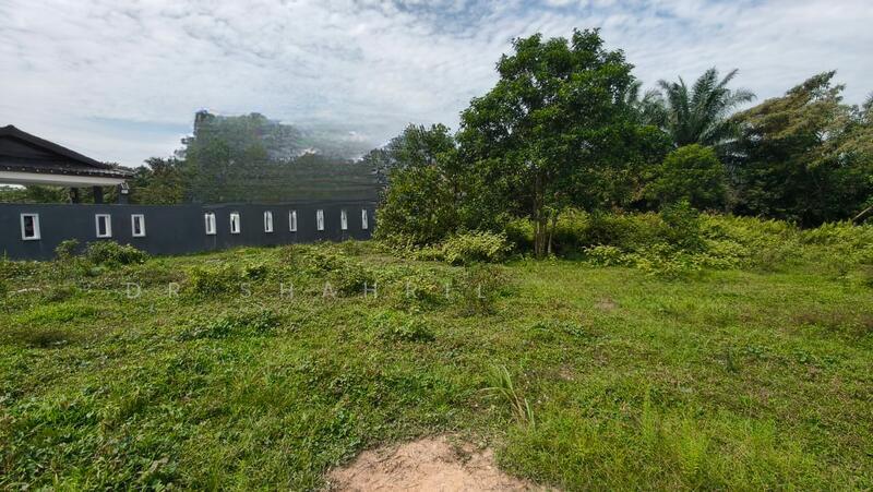 Lot Banglo Geran individu di Kampung Jenjarom - 3