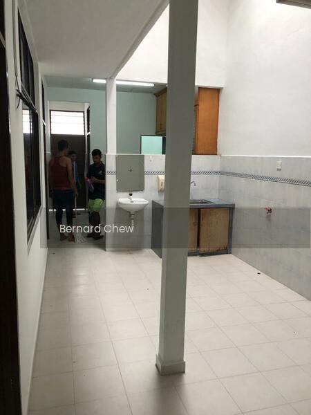 Terrace House at Batu Maung - 3