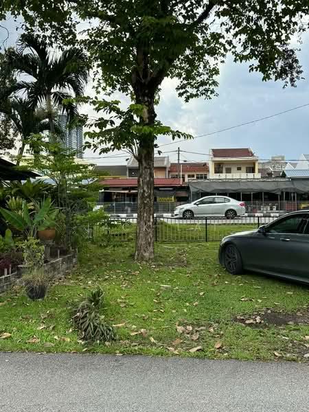 Kepong 甲洞卫星市 @ Facing Main Road House (End lot) - 3