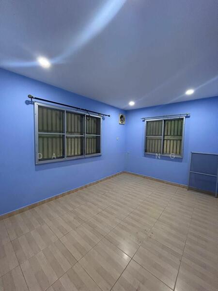 Semi-Detached House at Taman Sri Langat - 3