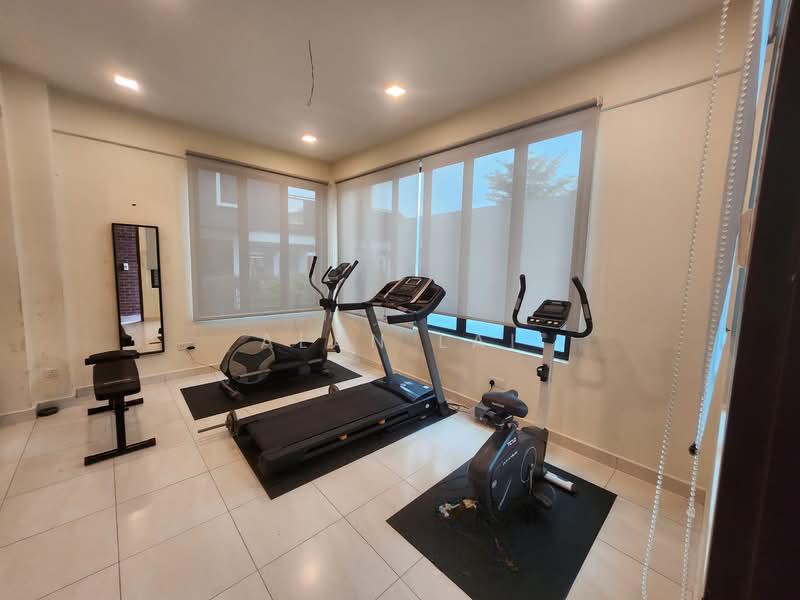 Opus @ Lake Vicinity - 4