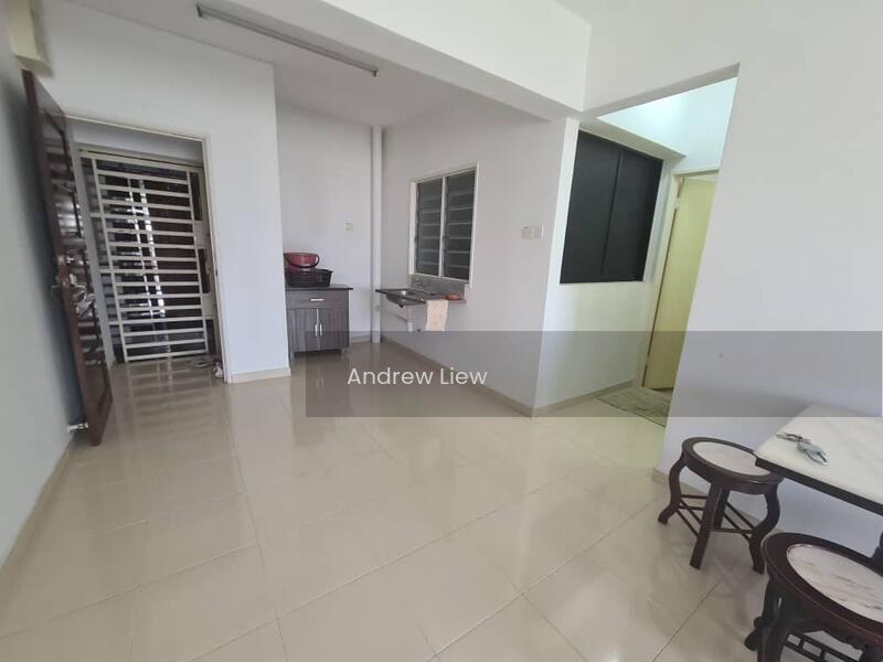 Setia Vista Apartment - 2