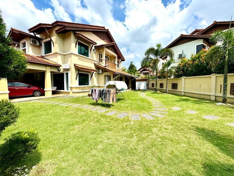 Alam Impian CORNER LOT - 2