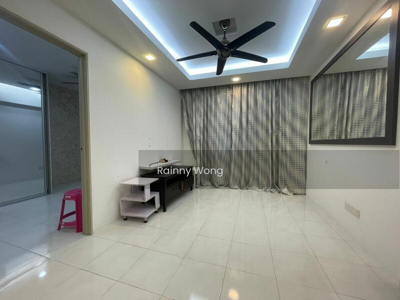 Taman Bukit Erskine - 4