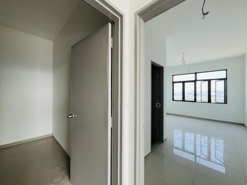 The Louvre @ Country Heights - 5