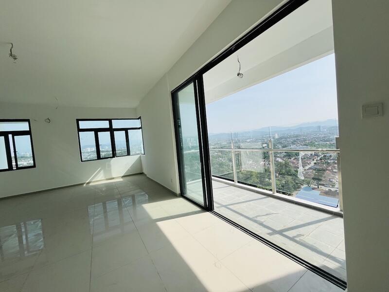 The Louvre @ Country Heights - 3