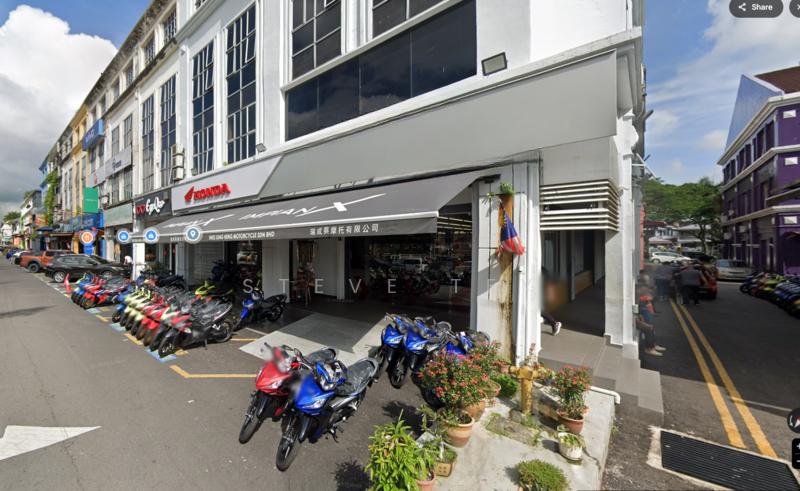 Taman Nusa Perintis Three Storey Corner Shoplot - 4