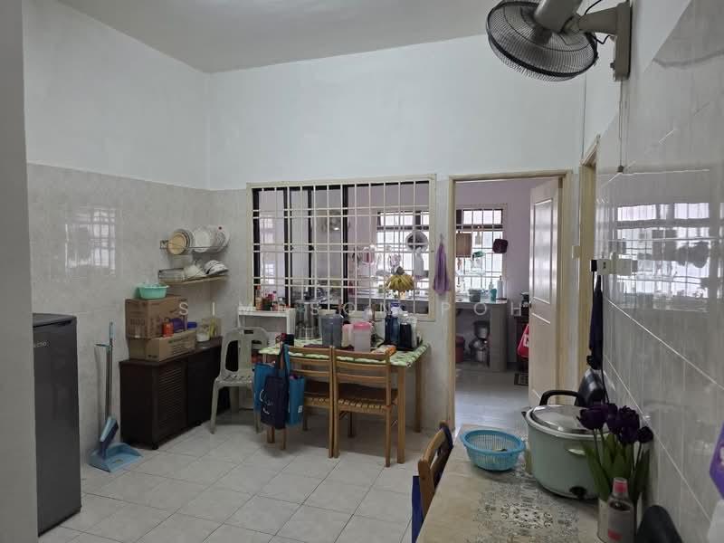 Taman Impian Emas - 4