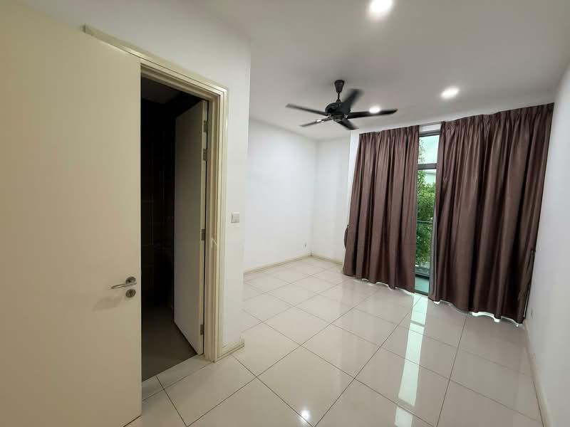 Liu Li garden Setia Eco Glades - 5