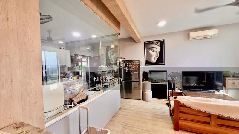 Crescent Bay Suites (Teluk Bayu) - 2